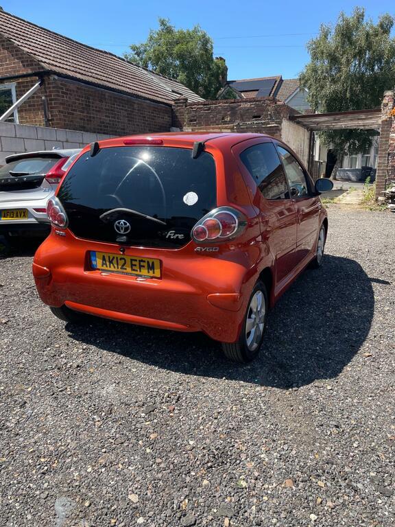 Toyota Aygo 1.0 Vvt-i Fire Euro 5 AK12EFM Red #5