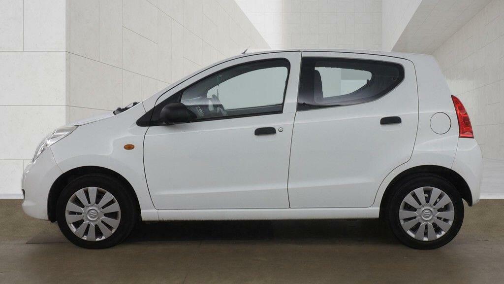 Suzuki Alto Sz White #4