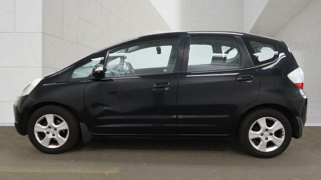 Honda Jazz Es Black #4