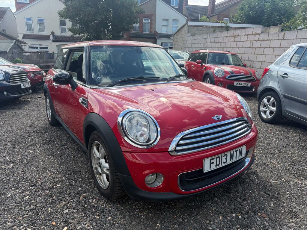 Mini Hatch 1.6 One Euro 5 Red