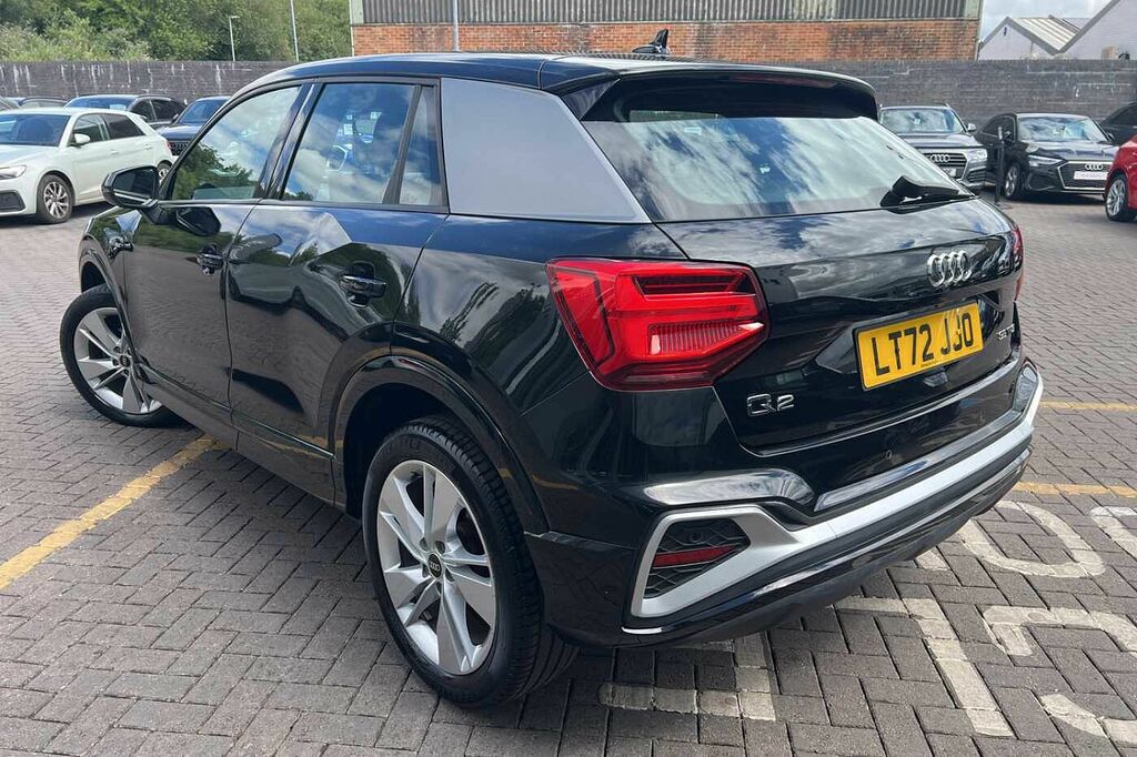 Audi Q2 S Line 35 Tfsi 150 Ps S Tronic Black #3