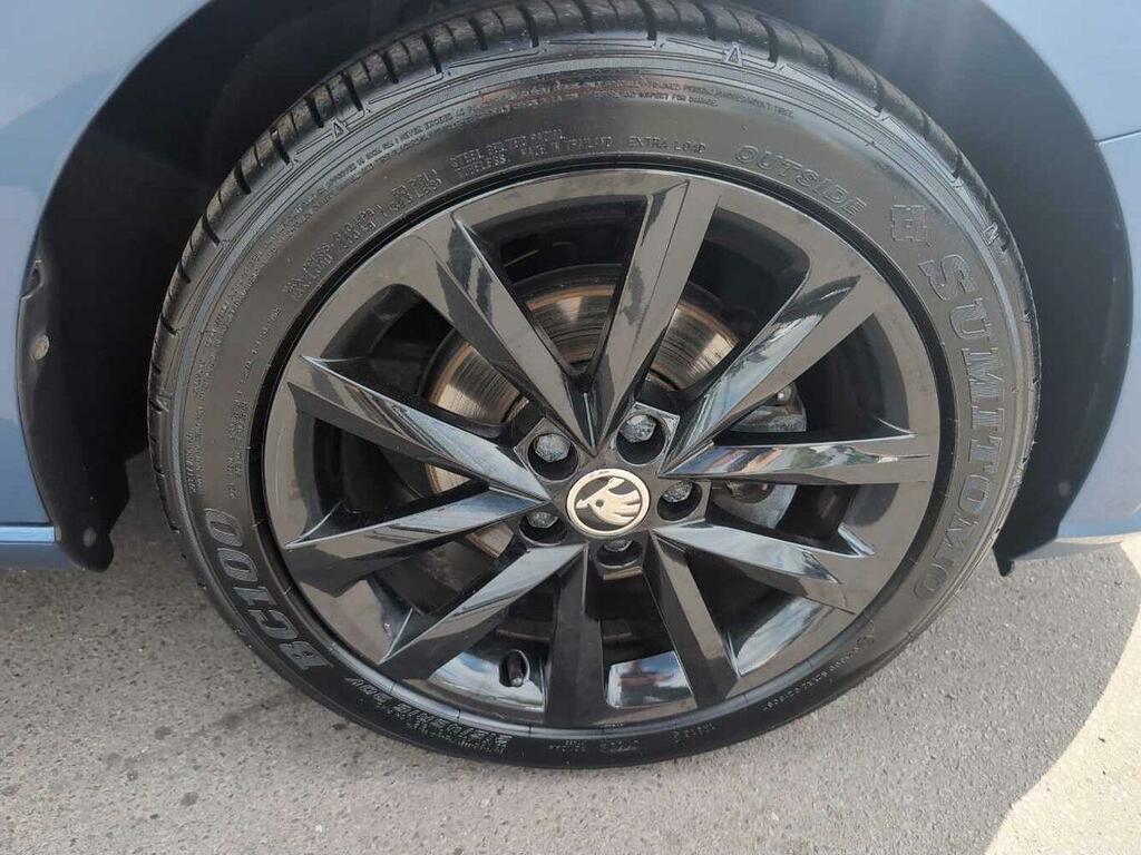 Skoda Fabia 1.0 Tsi Colour Edition HS21ULJ Blue #5