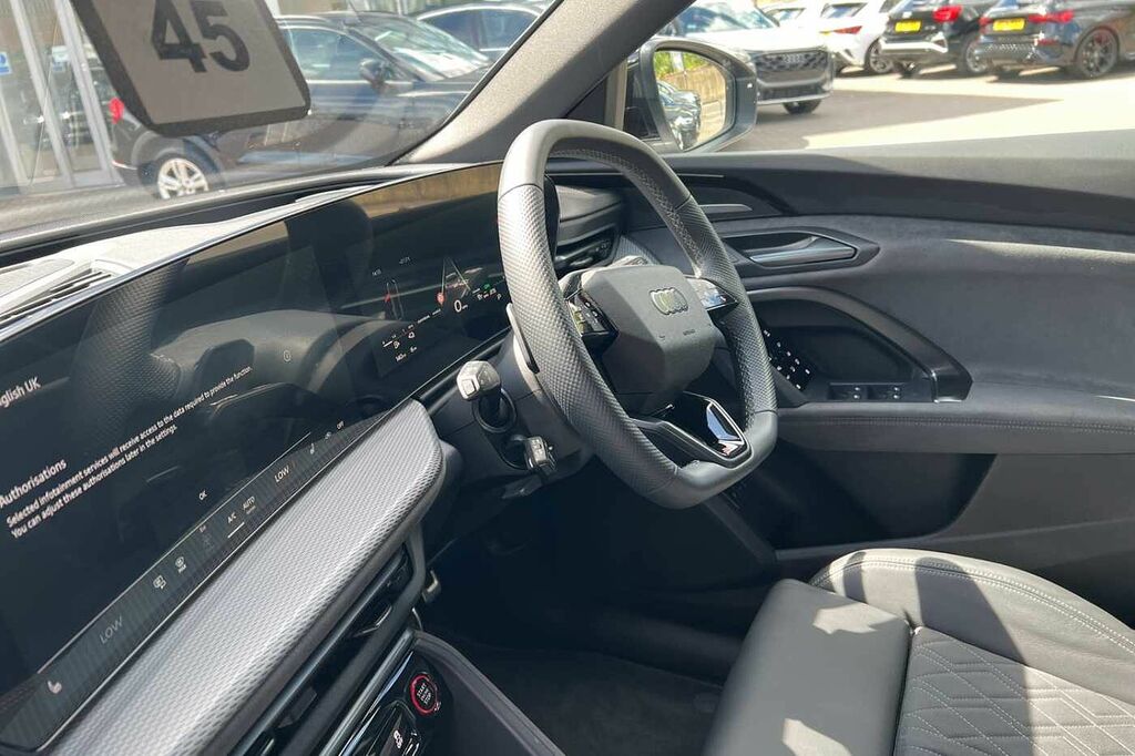 Audi Q5 Suv Edition 1 E-hybrid Quattro 299 Ps S Tronic Silver #2
