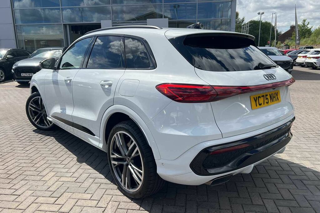 Audi Q5 Suv Edition 1 E-hybrid Quattro 299 Ps S Tronic Silver #3