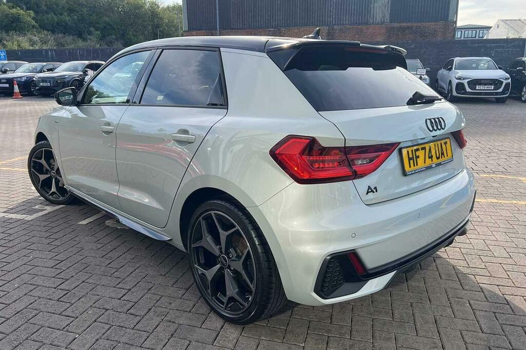 Audi A1 Black Edition 35 Tfsi 150 Ps S Tronic White #3