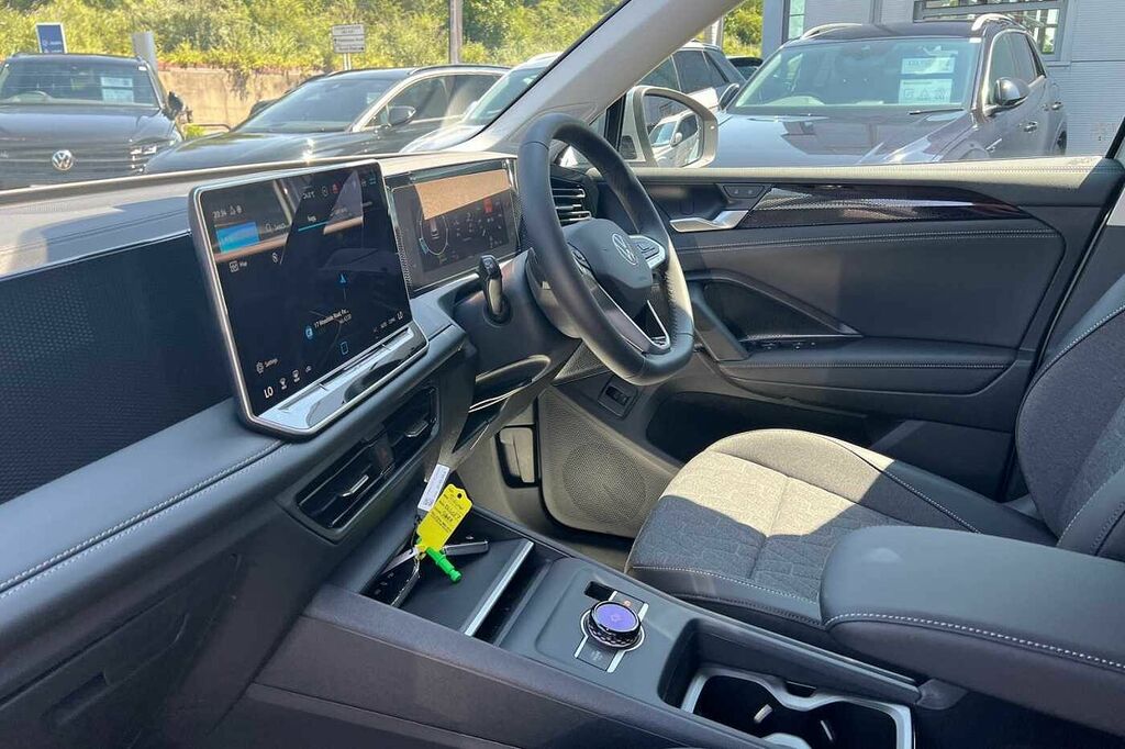 Volkswagen Tiguan 1.5 Etsi 150 Match Dsg HG26RVZ Silver #2
