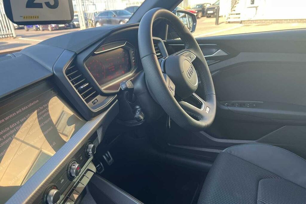 Audi A1 S Line 30 Tfsi 116 Ps 6-Speed WG75CHX Blue #2