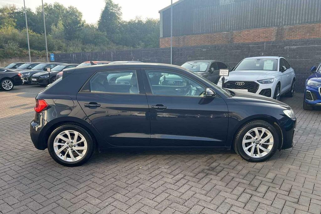 Audi A1 Sport 30 Tfsi 116 Ps 6-Speed VK69NDF Blue #4