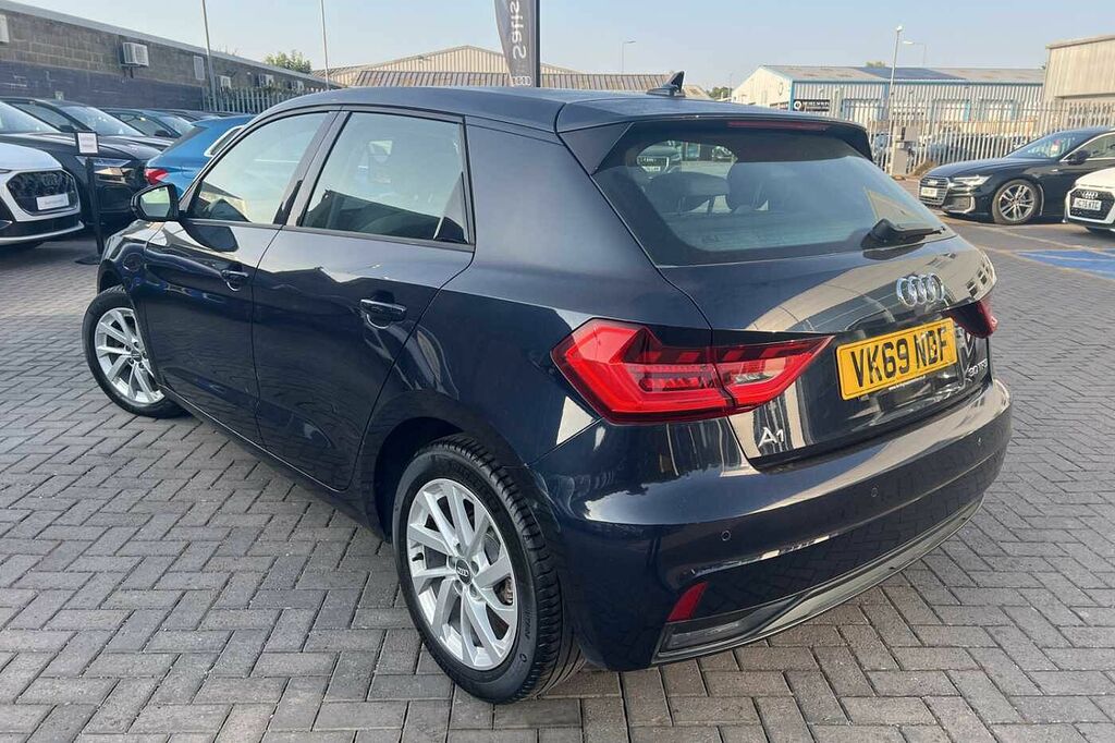 Audi A1 Sport 30 Tfsi 116 Ps 6-Speed VK69NDF Blue #3