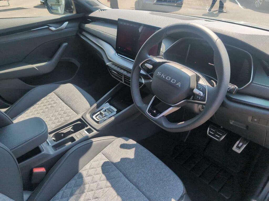 Skoda Octavia 2.0 Tdi 150 Sportline Dsg WG26YXZ Silver #6