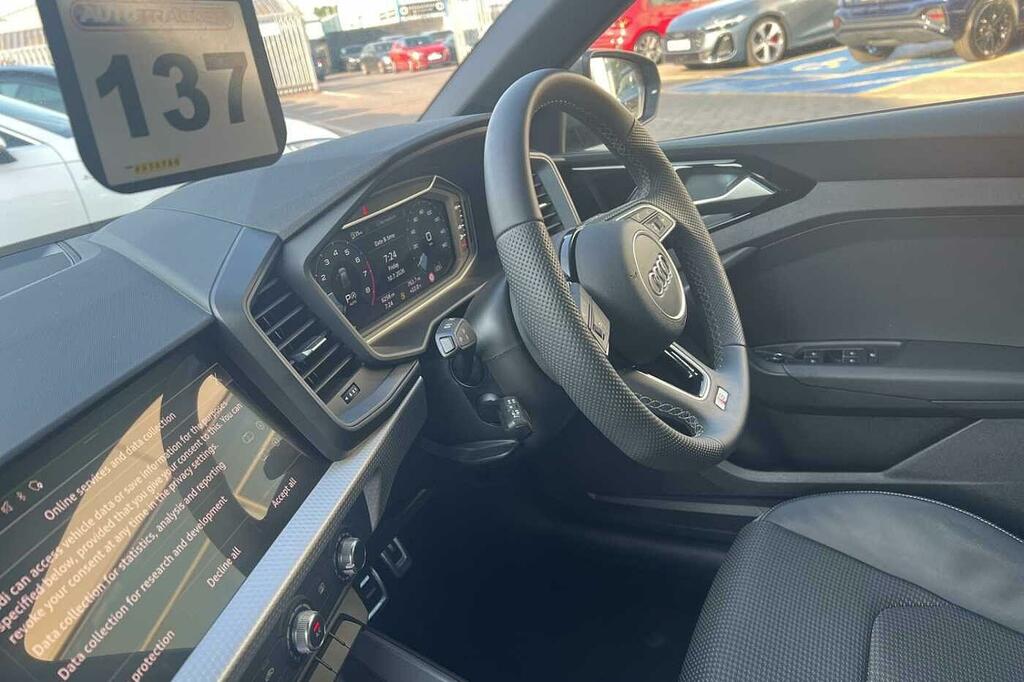 Audi A1 S Line 35 Tfsi 150 Ps S Tronic HG75STX Grey #2
