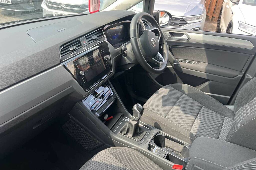 Volkswagen Touran 1.5 Tsi Evo Match Grey #2