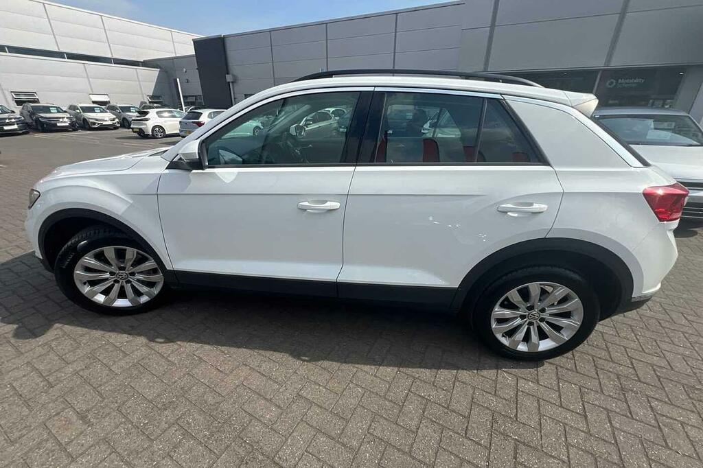 Volkswagen T-Roc 2.0 Tdi Se Dsg White #4