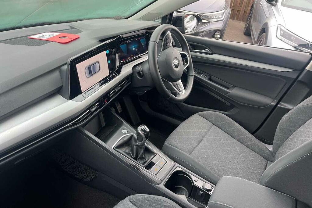 Volkswagen Golf 1.5 Tsi 150 Life WG70JYO Black #2