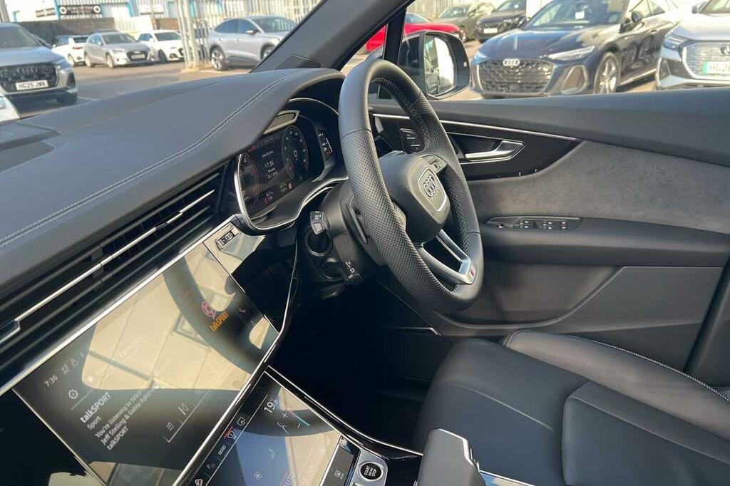 Audi Q7 Suv Black Edition Tdi Quattro 286 Ps Tiptronic HF26OHV Grey #2