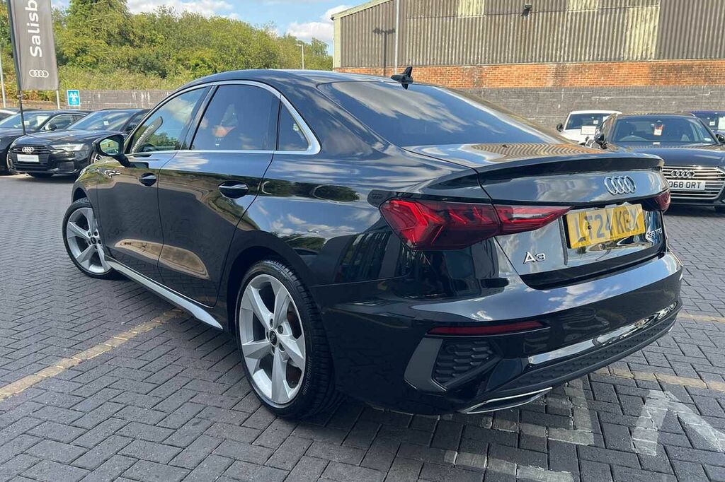 Audi A3 S Line 35 Tfsi 150 Ps S Tronic LT24KGX Black #3