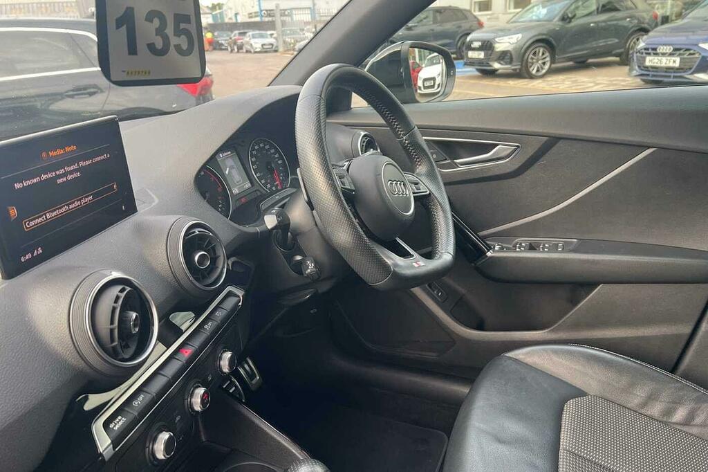 Audi Q2 Black Edition 35 Tfsi 150 Ps S Tronic LP69PNL Grey #2