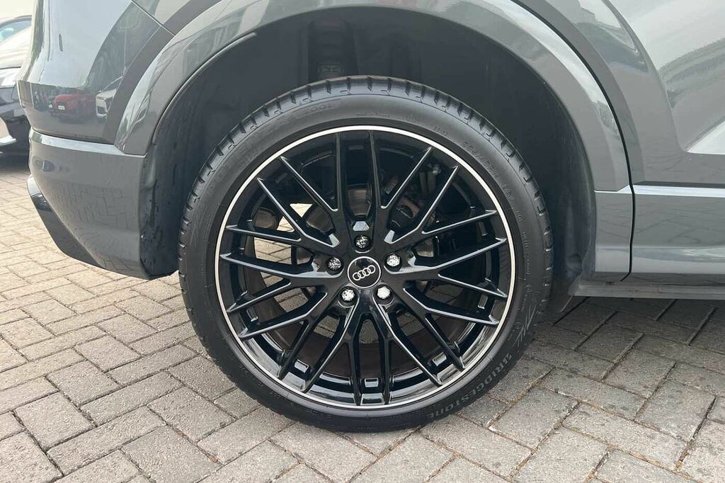 Audi Q2 Black Edition 35 Tfsi 150 Ps S Tronic LP69PNL Grey #5
