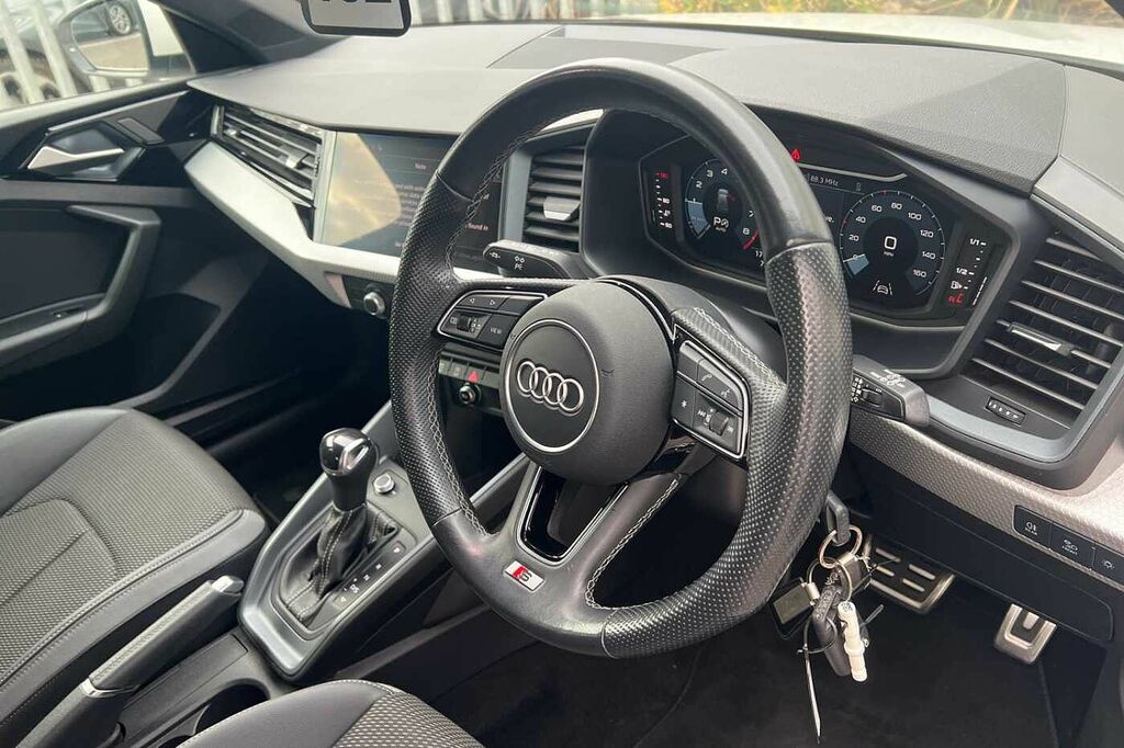 Audi A1 S Line 35 Tfsi 150 Ps S Tronic HF73VDN White #6