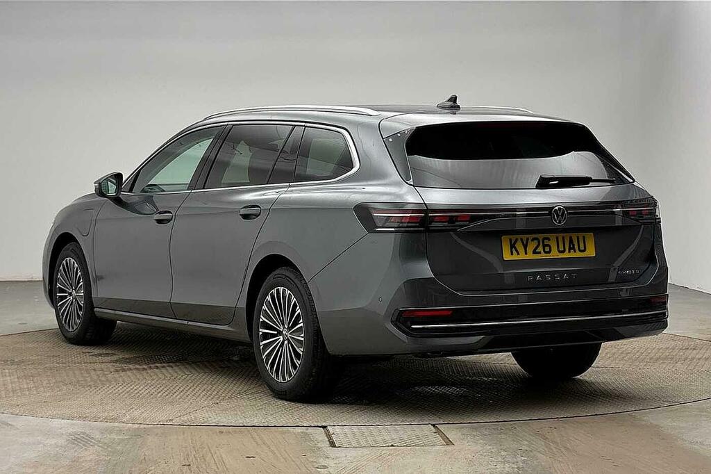 Volkswagen Passat 1.5 Tsi Ehybrid Elegance Dsg Grey #3