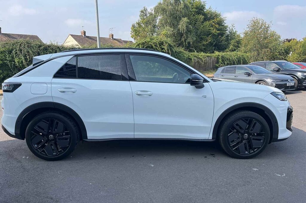 Volkswagen T-Roc 1.5 Etsi Mhev R-line Suv Hybrid Dsg Eur White #4