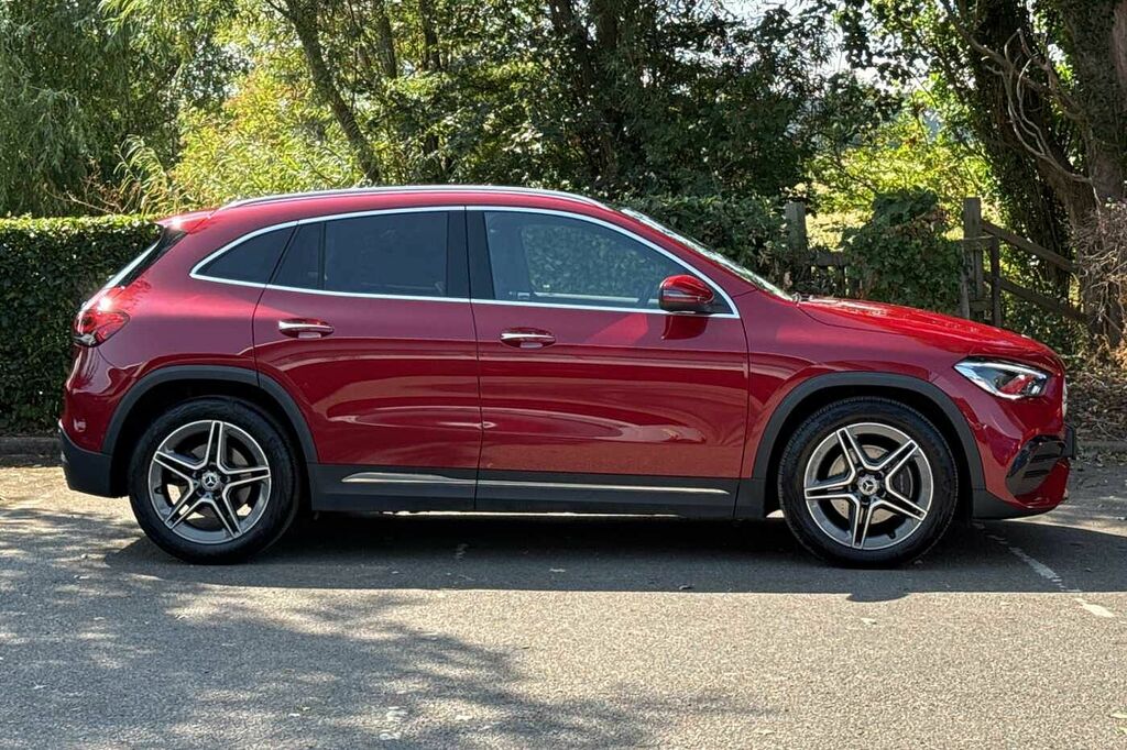Mercedes-Benz GLA Class 220D 4Matic Amg Line Premium Plus KM22LZX Red #5