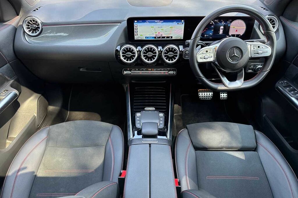 Mercedes-Benz GLA Class 220D 4Matic Amg Line Premium Plus KM22LZX Red #4