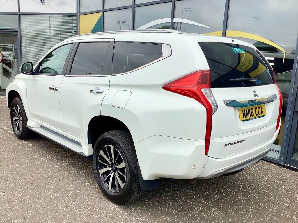 Mitsubishi Shogun Sport 2.4L 4 White #4