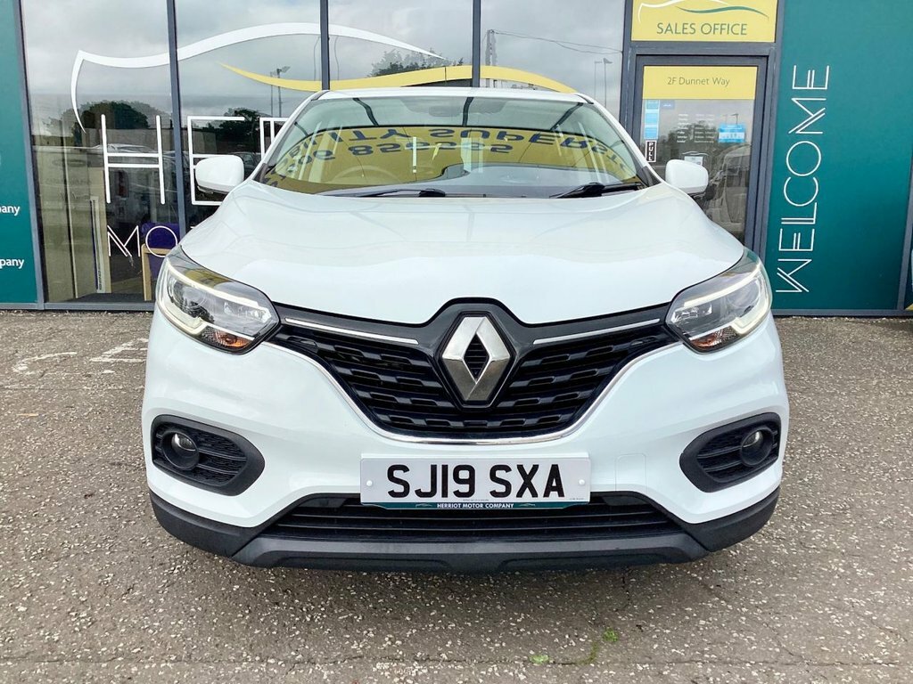 Renault Kadjar 1.3L Play SJ19SXA White #2