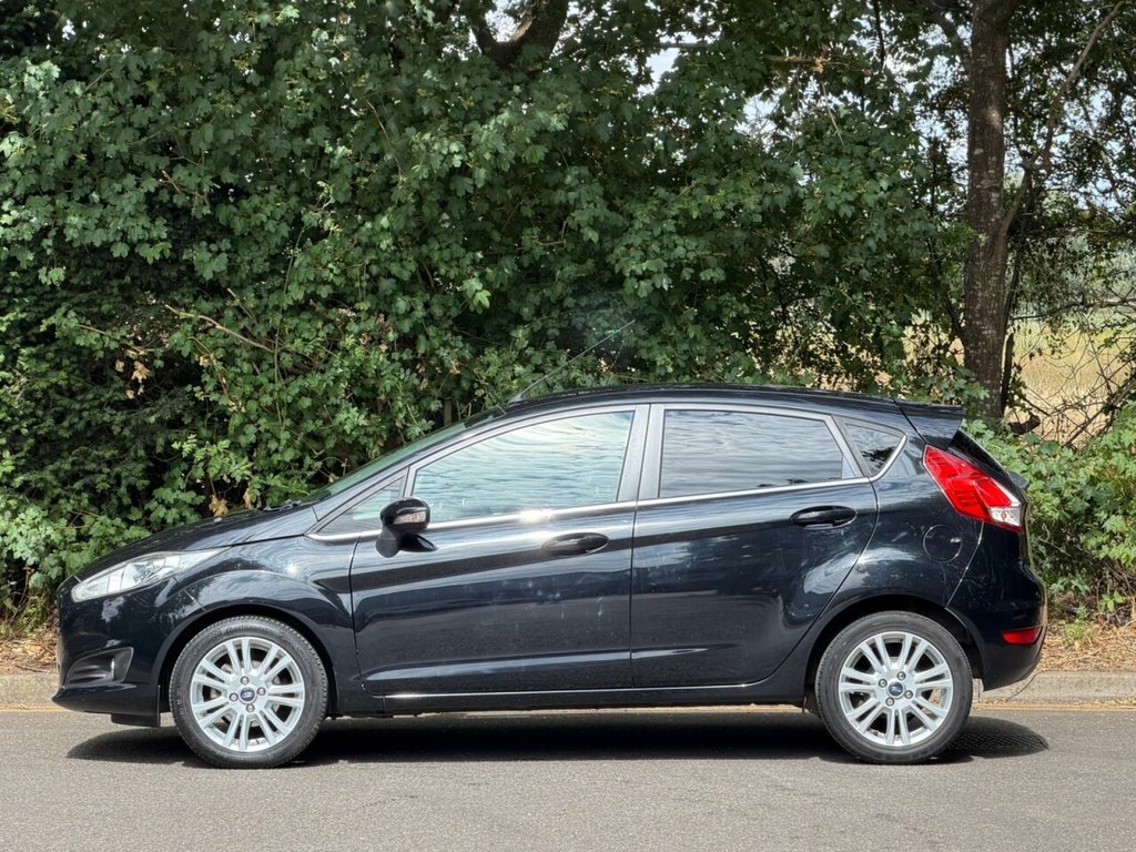 Ford Fiesta Fiesta Zetec Black #4