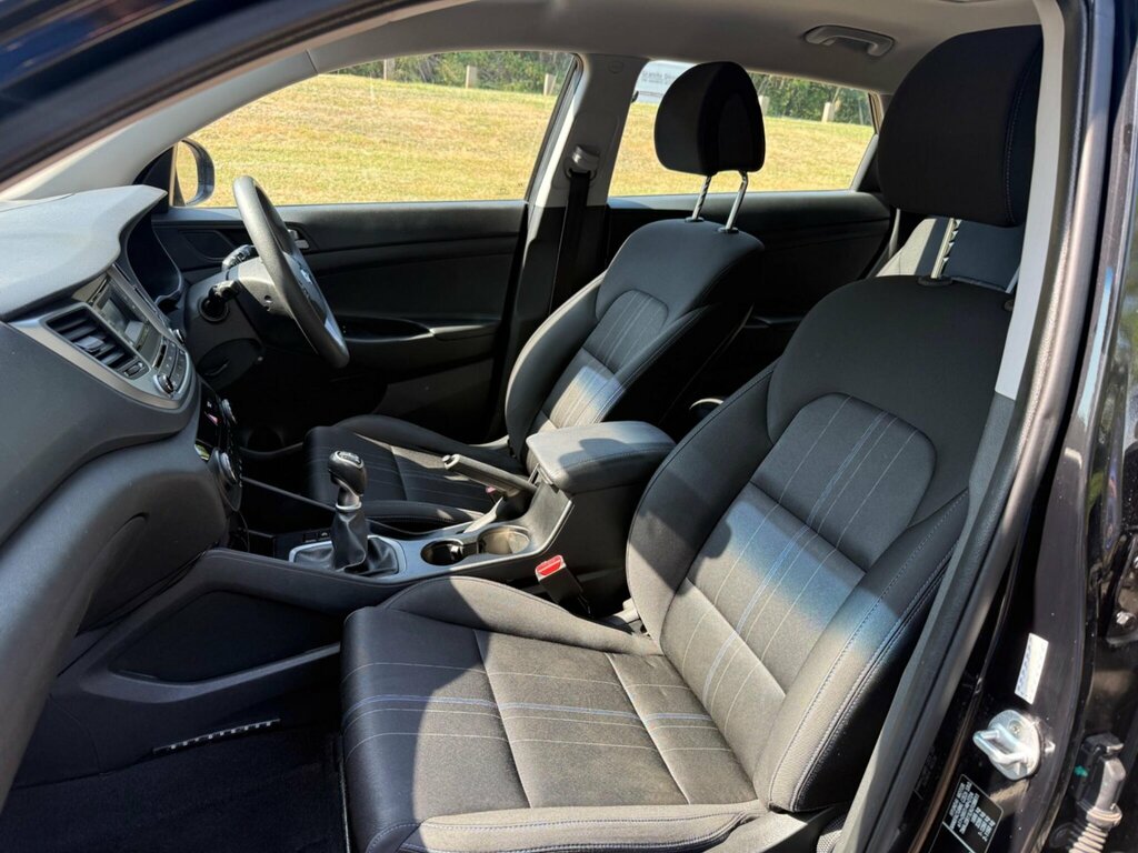 Hyundai Tucson 1.7 Crdi Blue Drive Se Nav Suv Dct Euro Blue #18