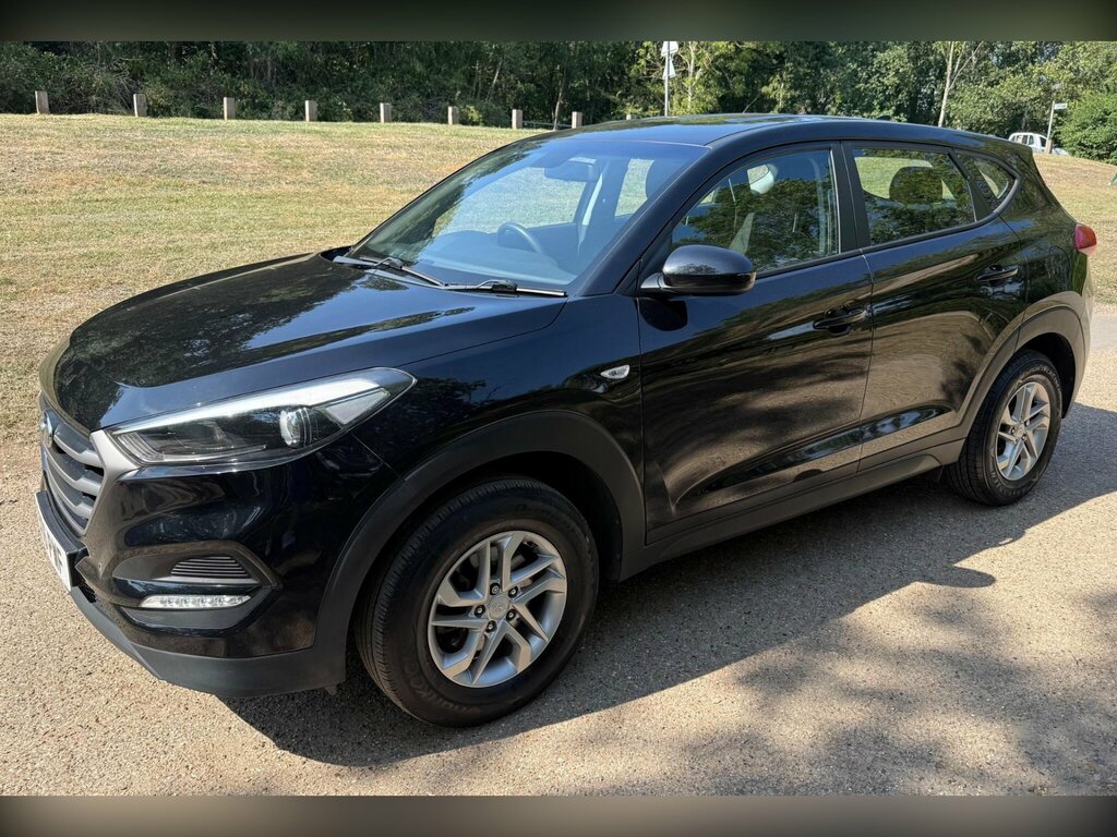 Hyundai Tucson 1.6 Gdi Blue Drive S Euro 6 Ss Black #4
