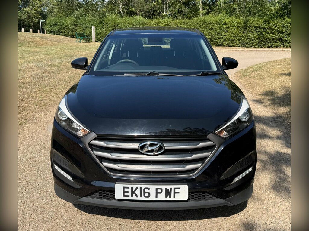 Hyundai Tucson 1.6 Gdi Blue Drive S Euro 6 Ss Black #2