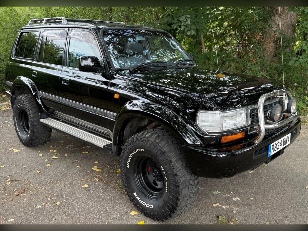 Toyota Land Cruiser 4.5 VX Black