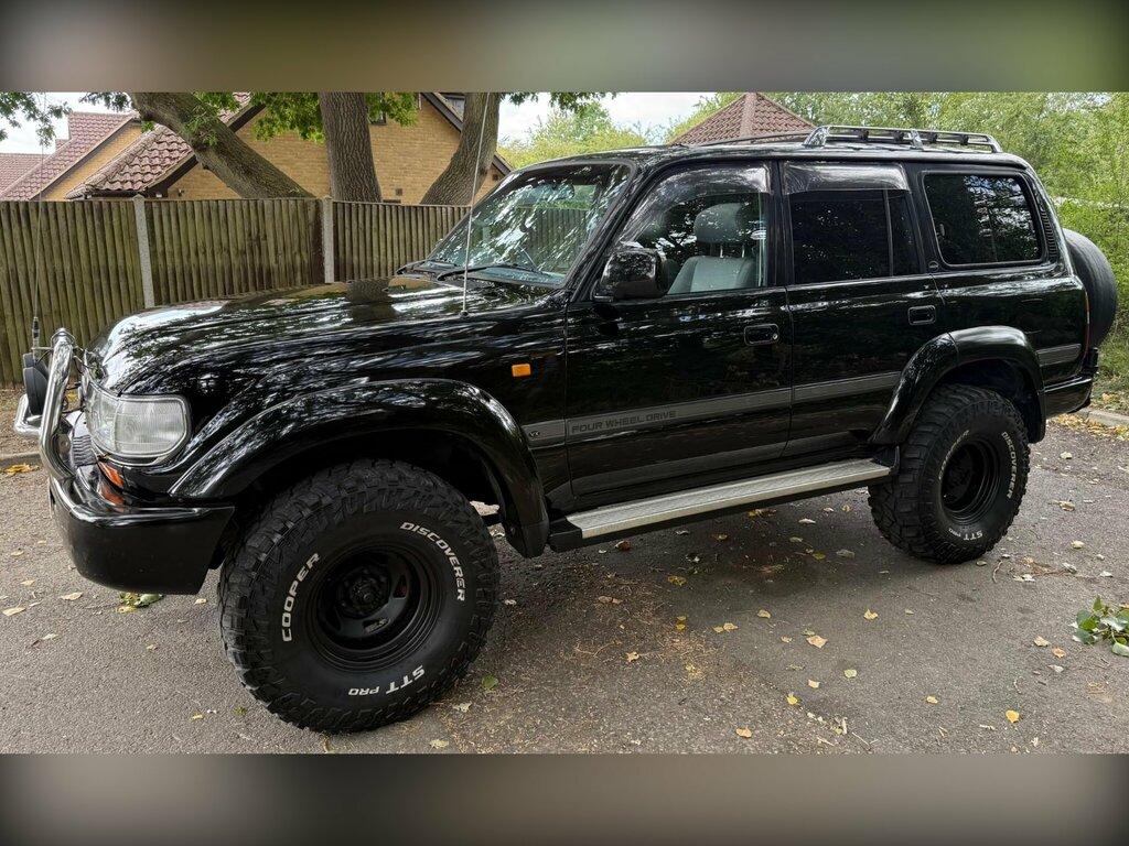 Toyota Land Cruiser 4.5 VX Black #4
