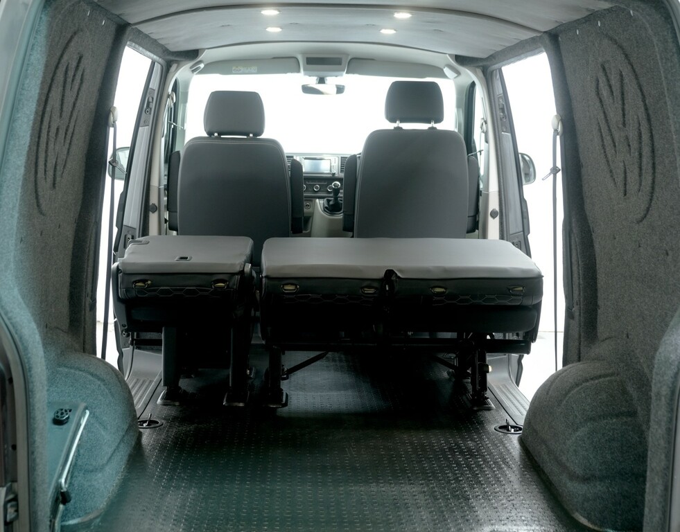 Volkswagen Transporter Pv 2.0 Tdi 140Ps T28 Highline Swb Bmt Silver #20