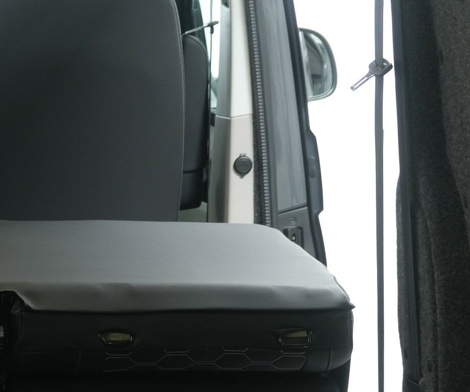 Volkswagen Transporter Pv 2.0 Tdi 140Ps T28 Highline Swb Bmt Silver #54
