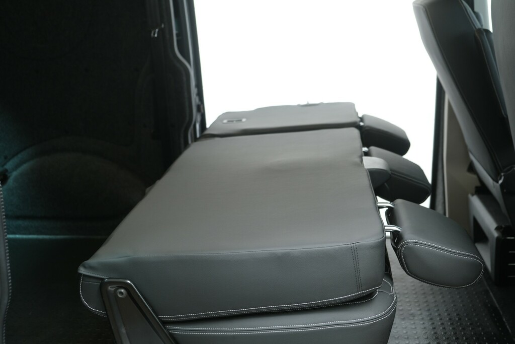 Volkswagen Transporter Pv 2.0 Tdi 140Ps T28 Highline Swb Bmt Silver #19