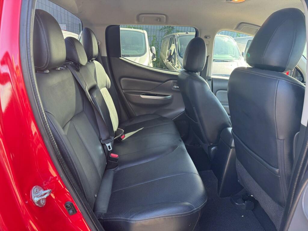 Fiat Fullback Van LX Dcb 201717 Grey #42