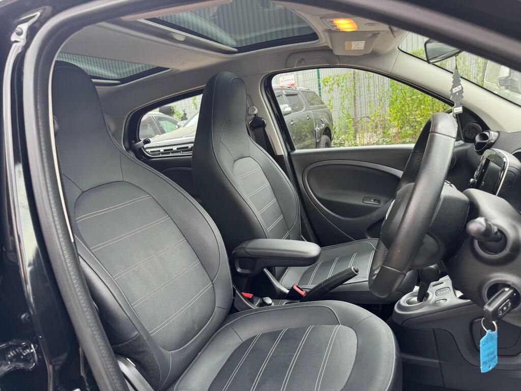 Smart Forfour 0.9 Urbanshadow Edition T 90 Bhp Black #12