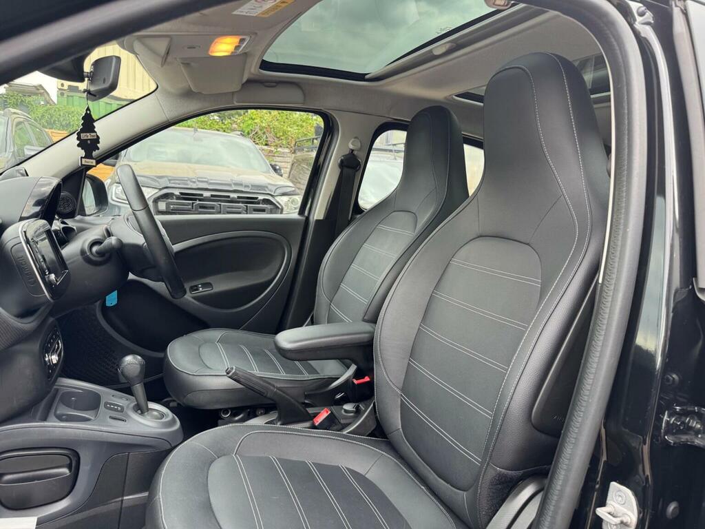 Smart Forfour 0.9 Urbanshadow Edition T 90 Bhp Black #39