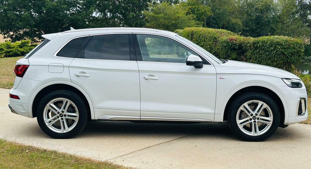 Audi Q5 2.0 Tdi 40 S Line S Tronic Quattro Euro 6 Ss White #2