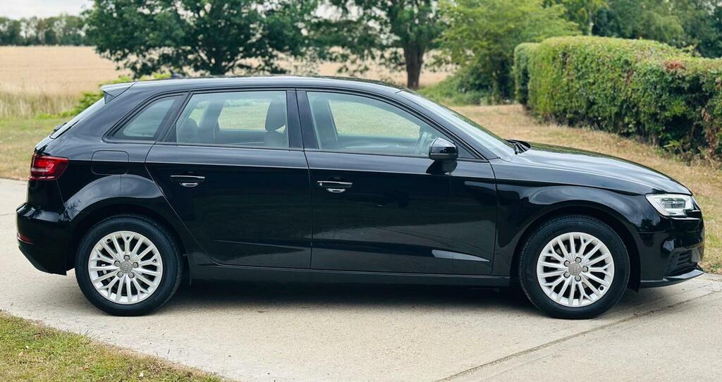 Audi A3 Hatchback 1.0 Tfsi Se Technik Sportback Euro 6 S Black #2