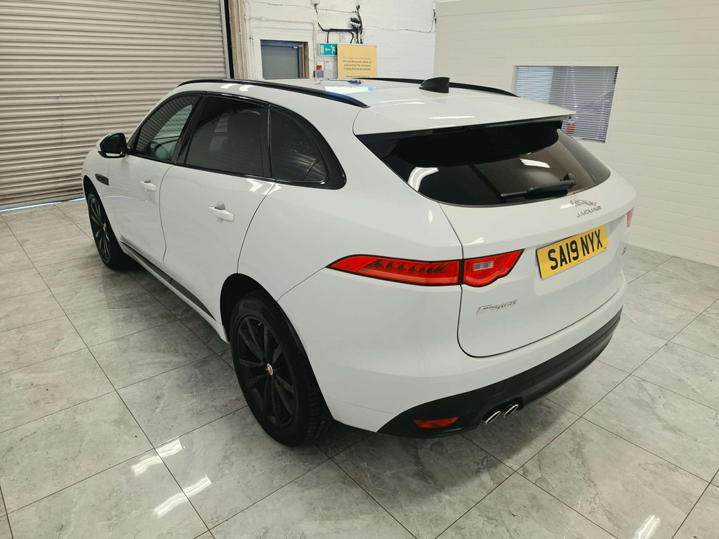 Jaguar F-Pace Chequered Flag Awd D 4Wd White #6