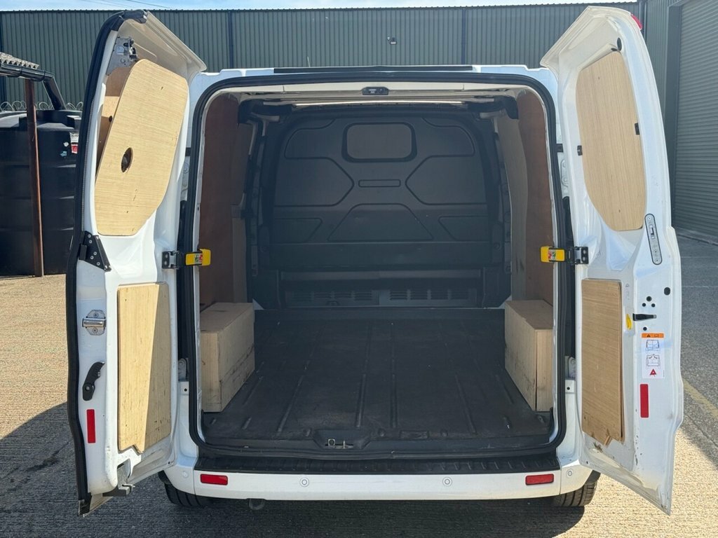 Ford Transit Custom 2.0 300 Ecoblue Limited Panel Van Manua LF23GSM White #2