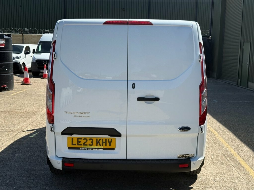 Ford Transit Custom 2.0 320 Ecoblue Trend Panel Van LE23KHV White #6