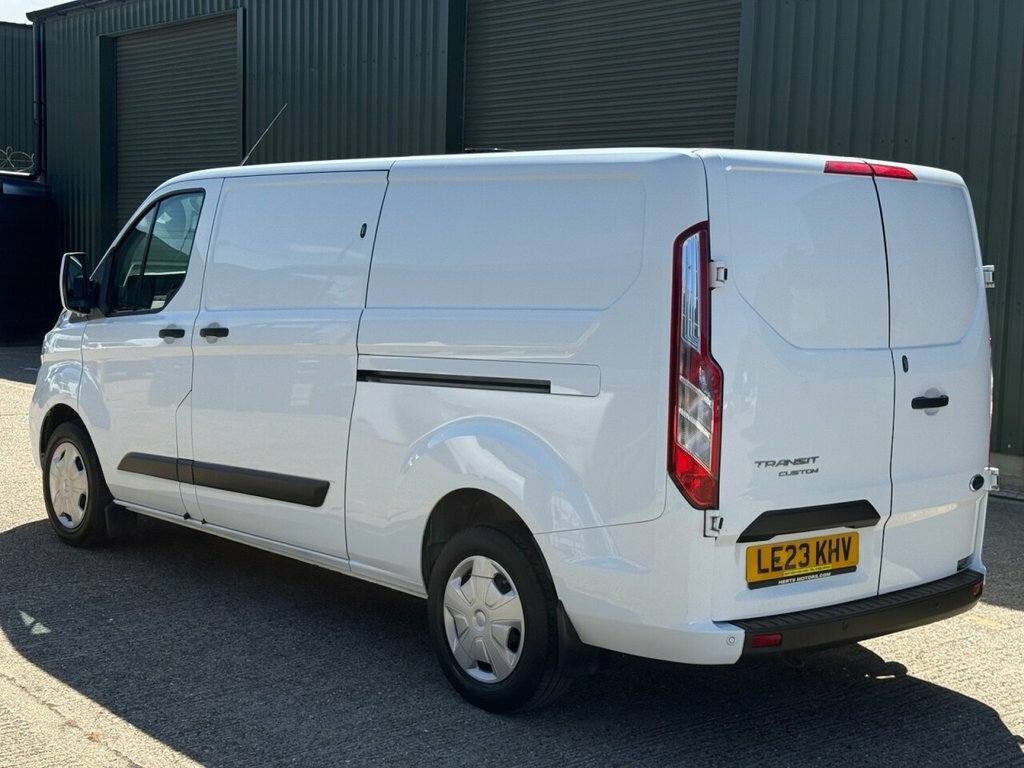Ford Transit Custom 2.0 320 Ecoblue Trend Panel Van LE23KHV White #5