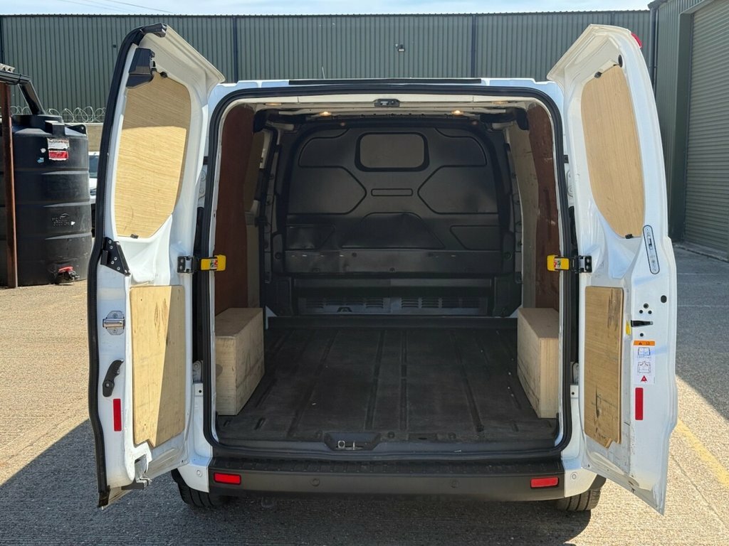 Ford Transit Custom 2.0 320 Ecoblue Trend Panel Van LE23KHV White #2