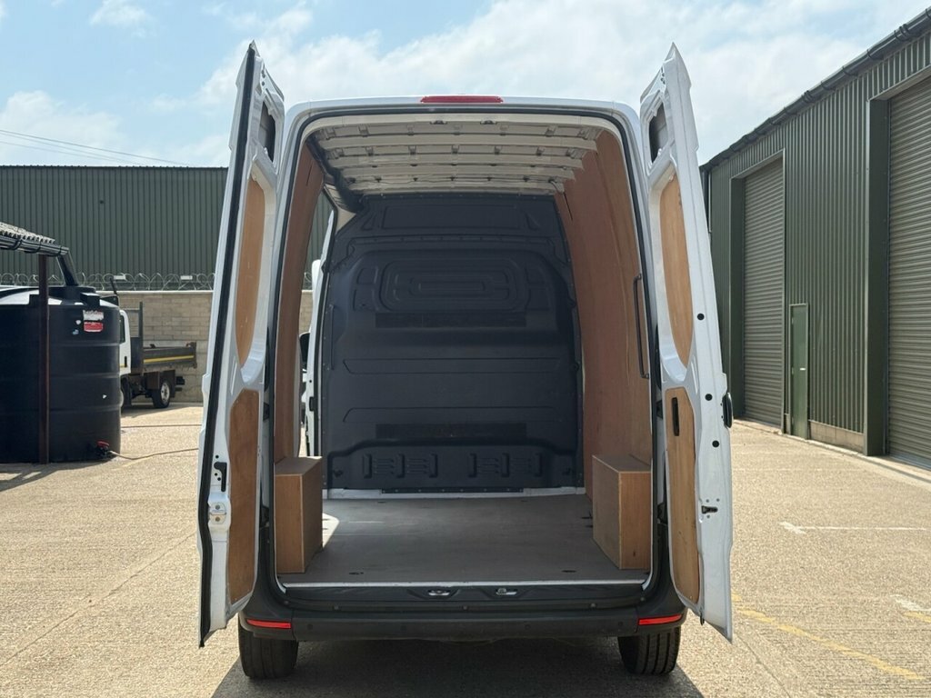 Mercedes-Benz Sprinter 2.0 315 Cdi Premium Panel Van Fw KP74YNC White #2