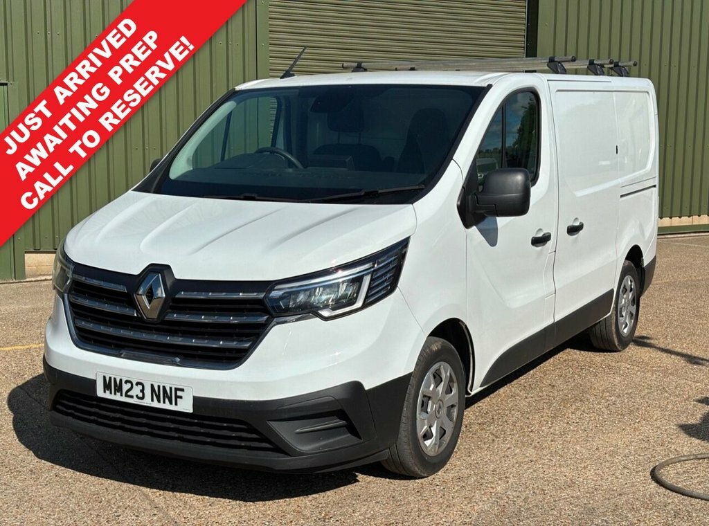Renault Trafic 2.0 Dci Blue Sl28 Business Panel Van M White